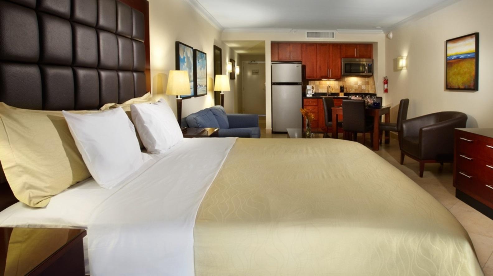 Resort Divi Village Golf And 4*