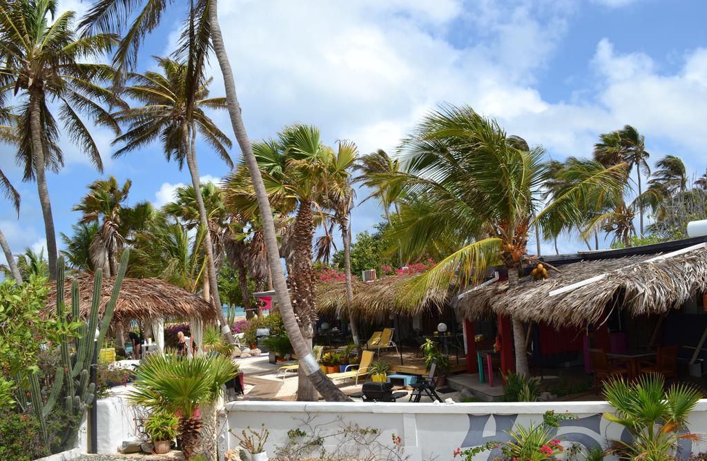 Beach House Aruba Apartments