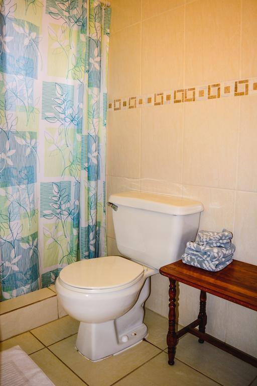 Hidden Eden Aruba Bed And Breakfast 3*