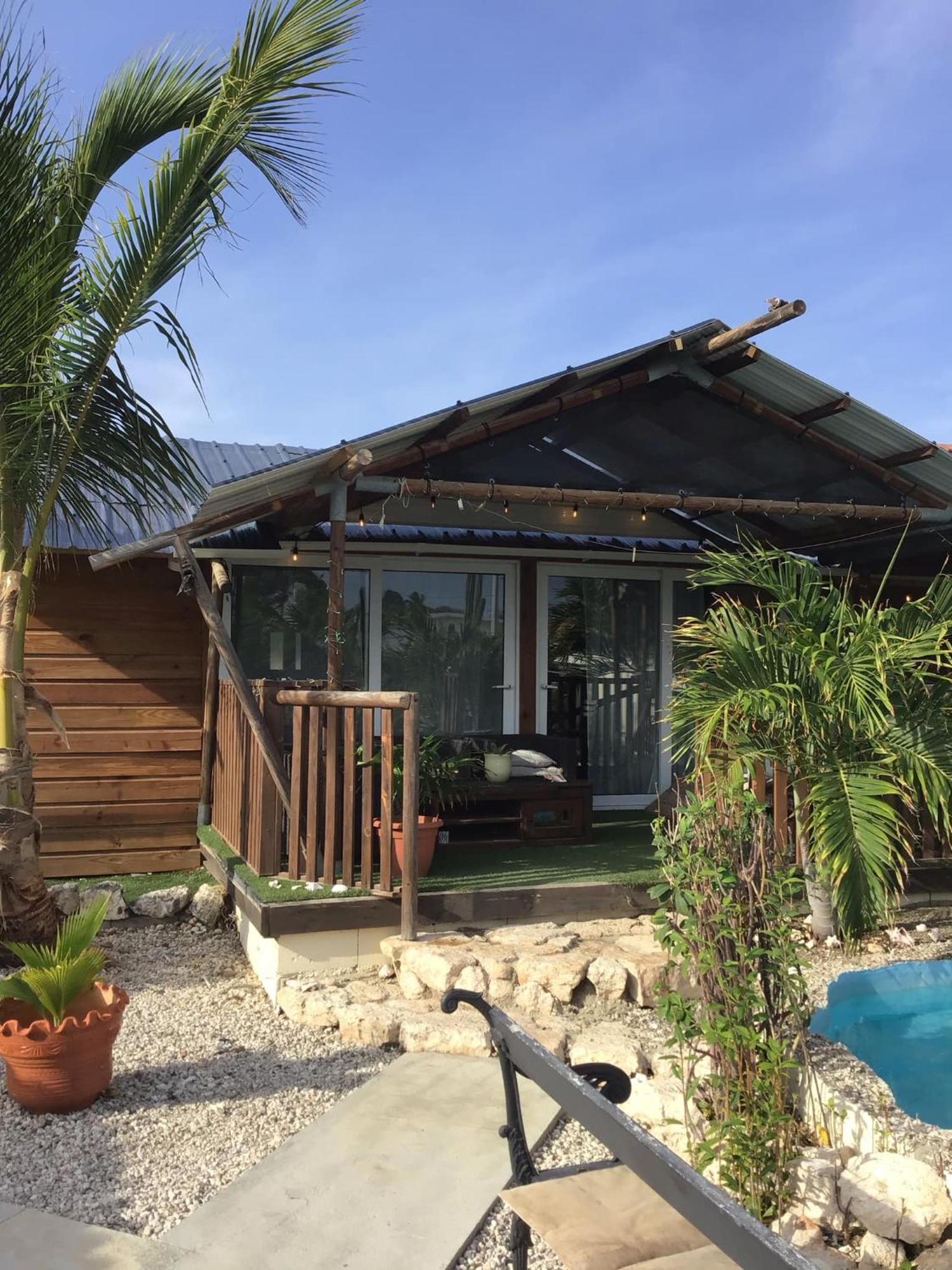 Chalet Casa Chiquito Savaneta