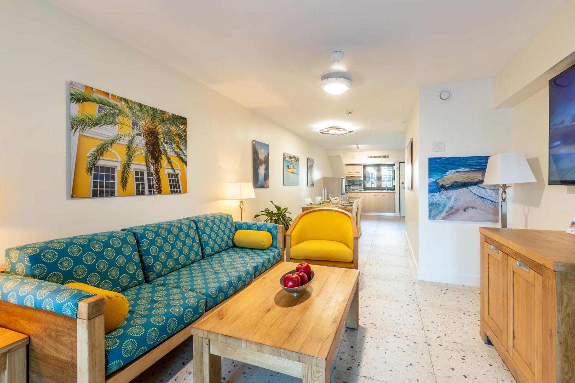 Resort Amsterdam Manor 4*