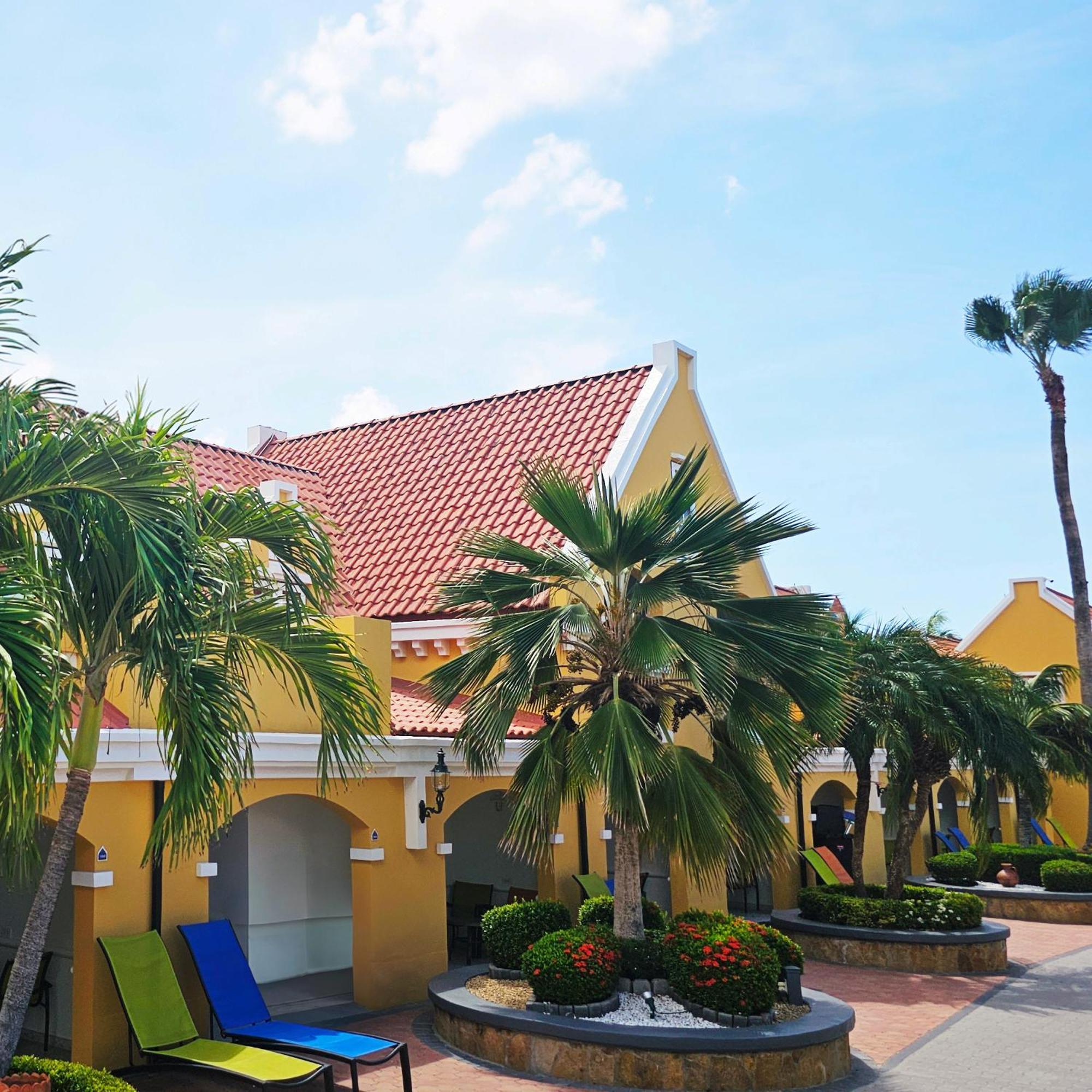 Amsterdam Manor 4*