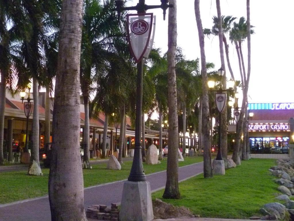 Aparthotel Le Chateau Ocean Oranjestad