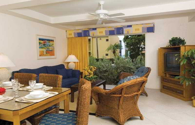 - Divi Dutch Village Resort 4*