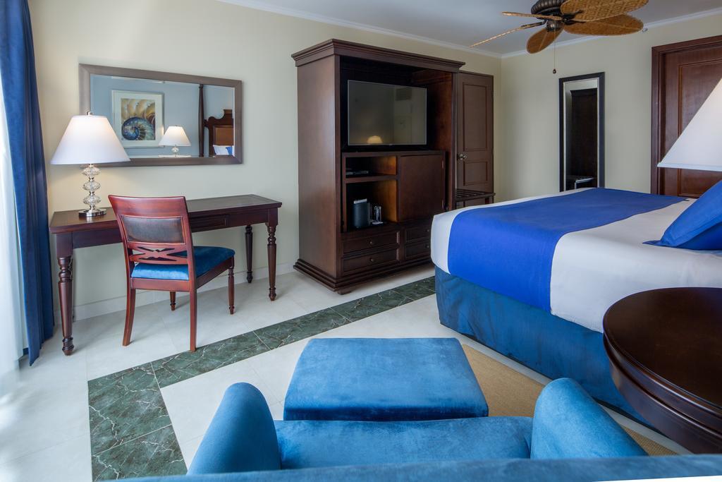 Resort Barcelo Aruba Palm Beach
