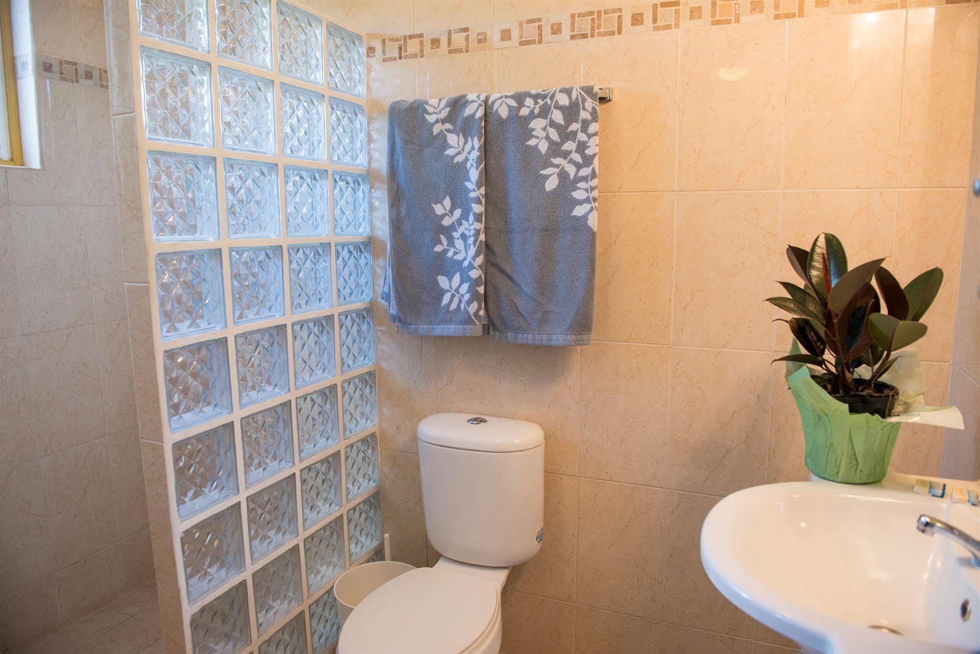 Hidden Eden Aruba Bed And Breakfast 3*