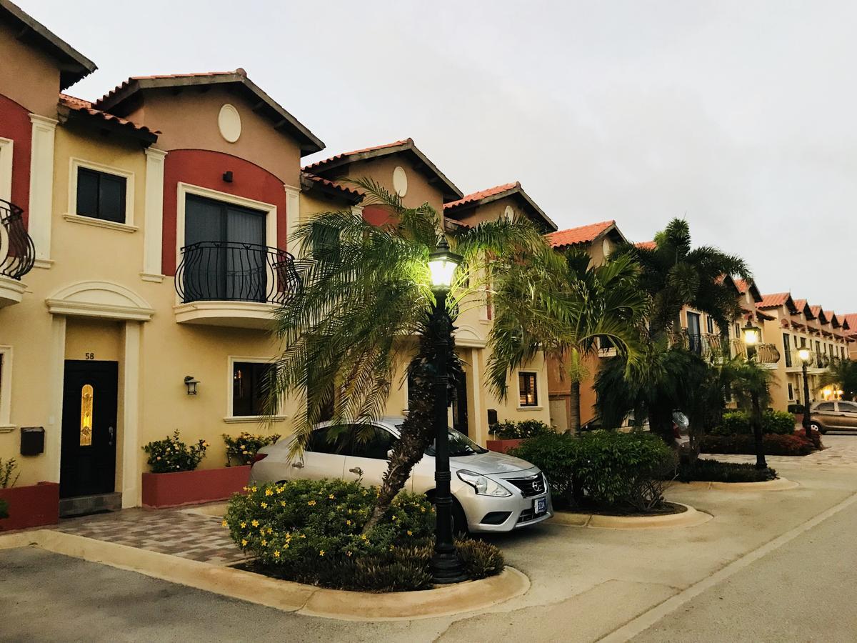 Casa Dornasol Palm Beach