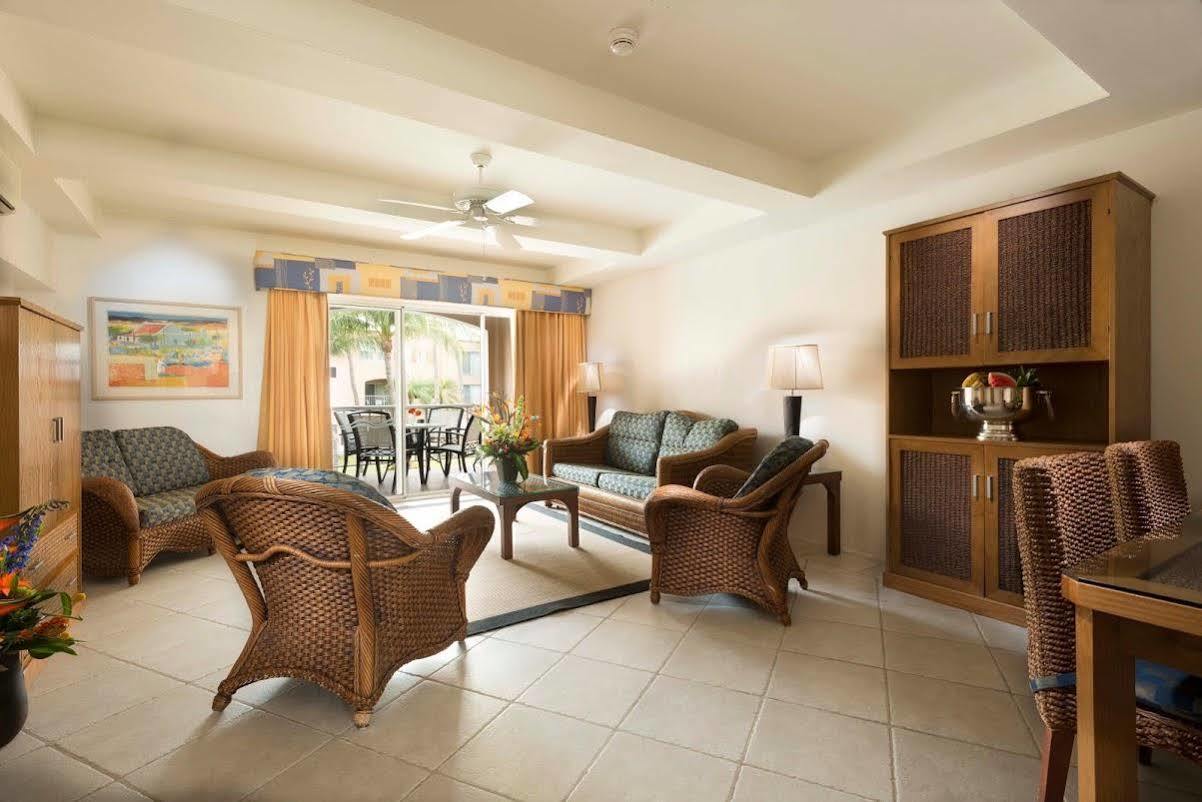 - Divi Dutch Village Resort 4*