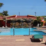 Del Rey Apartments