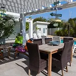 Malmok Beach Break Villa