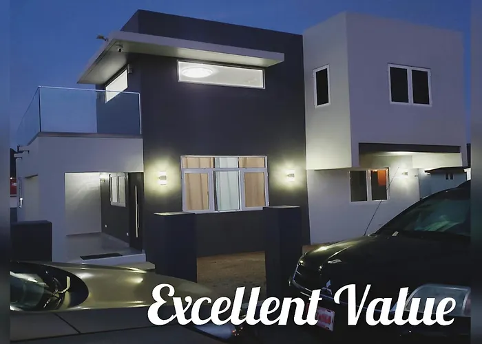 Aruba Vacation House - Cozy And Modern!