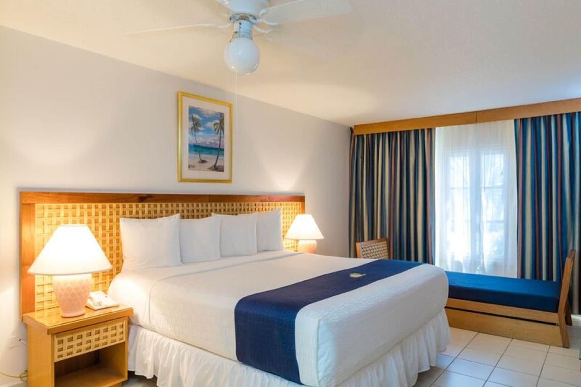 Caribbean Palm Village Apartment