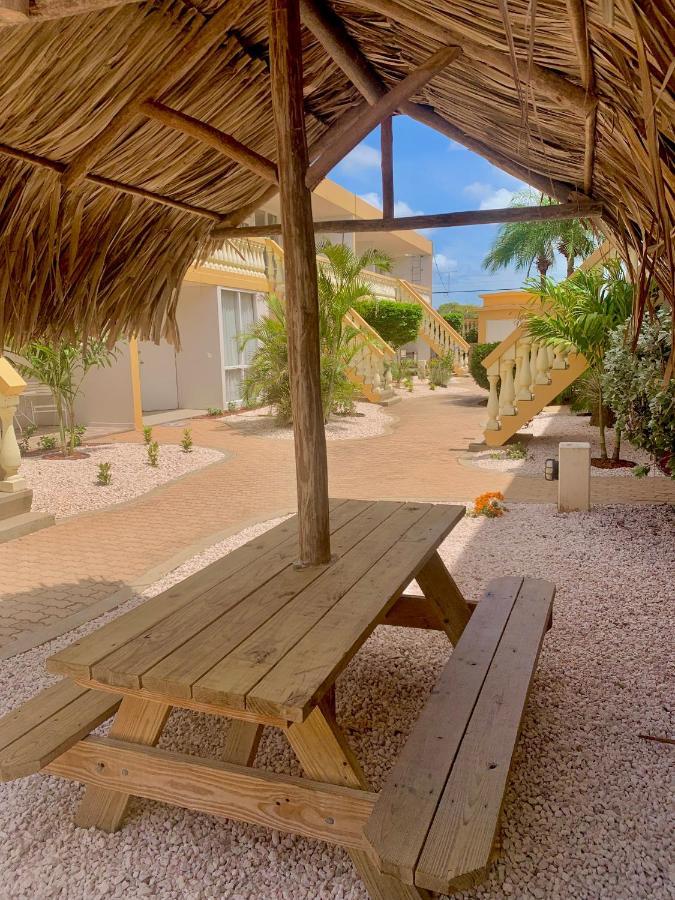 Montana Eco Aruba Resort *
