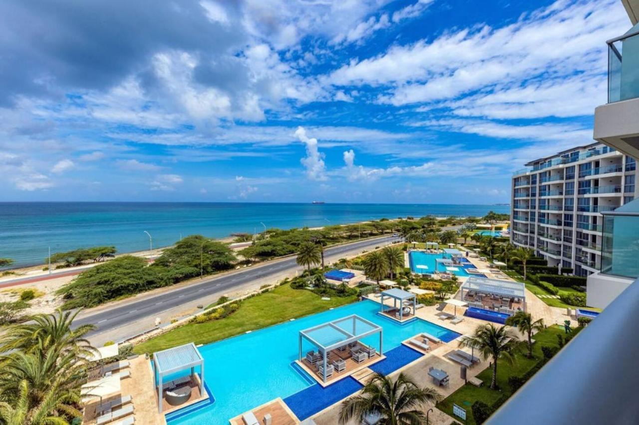 Aparthotel Breath Taking Front Views Eagle Palm Beach