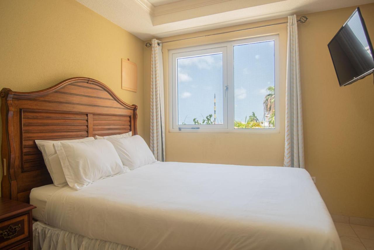 Bay Harbor Luxury 1 Bedroom Apartment