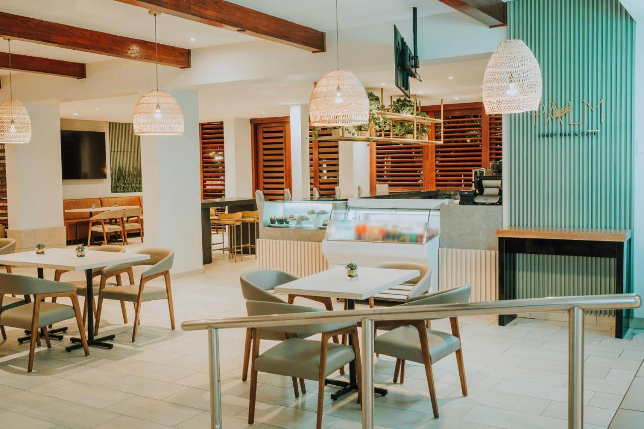 Aruba - & Casino By Ihg Resort Palm Beach