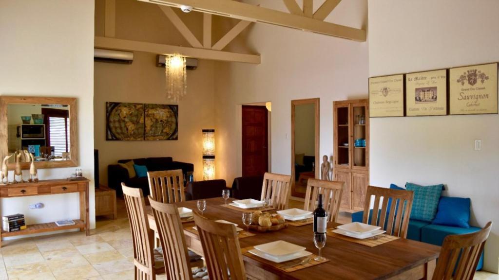 Endless Summer Villa Bubali