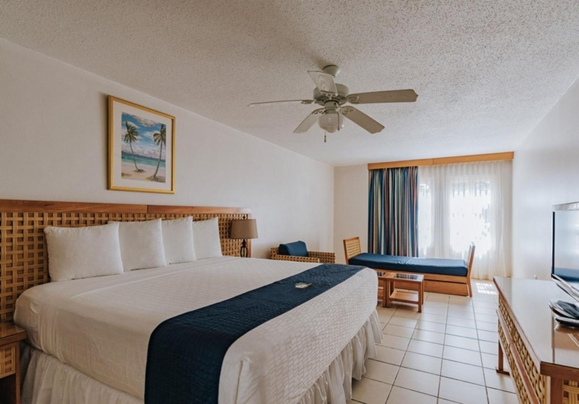 Caribbean Palm Village Apartment *
