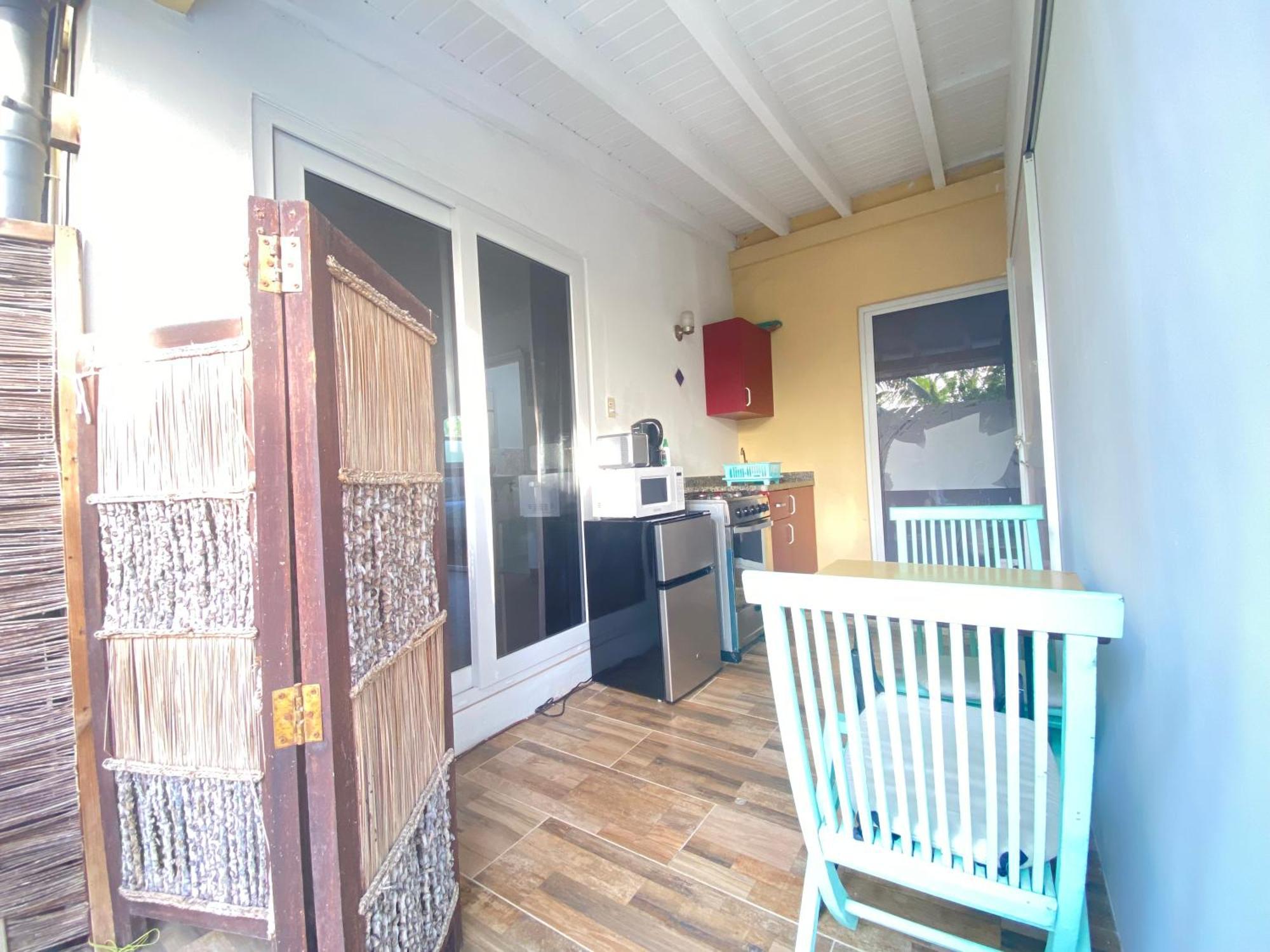 Casalina Garden 2 Blocks To Palm & Kitesurfing School Palm Beach