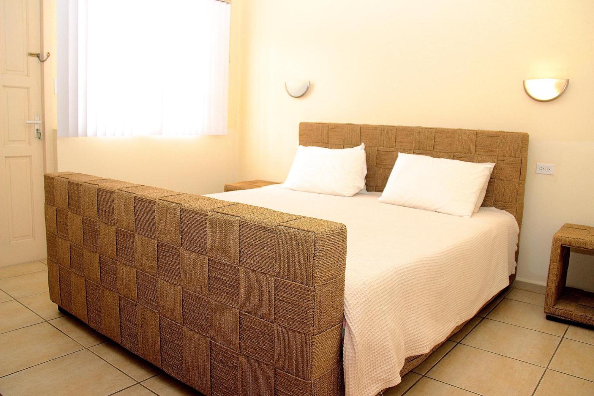 Camacuri Oranjestad