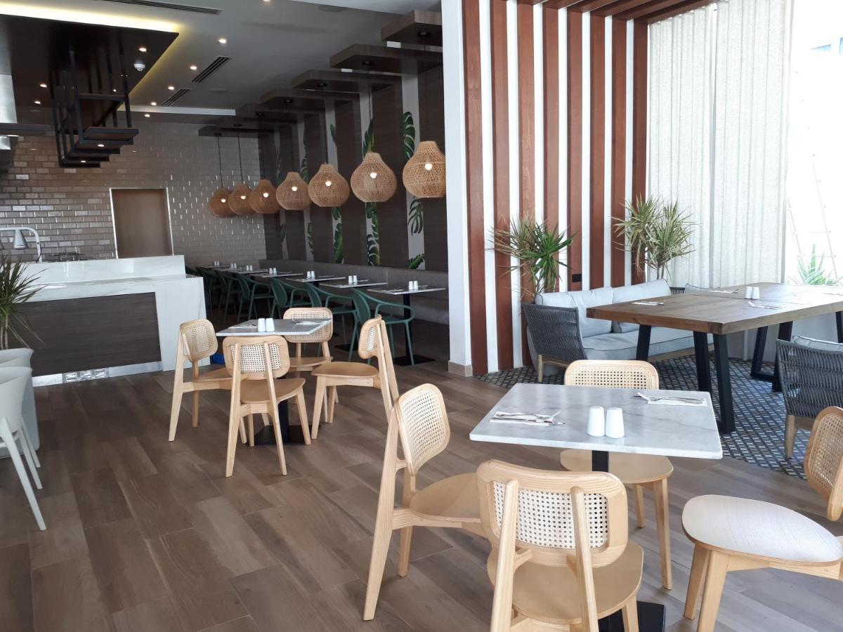 Courtyard By Marriott Aruba 4*