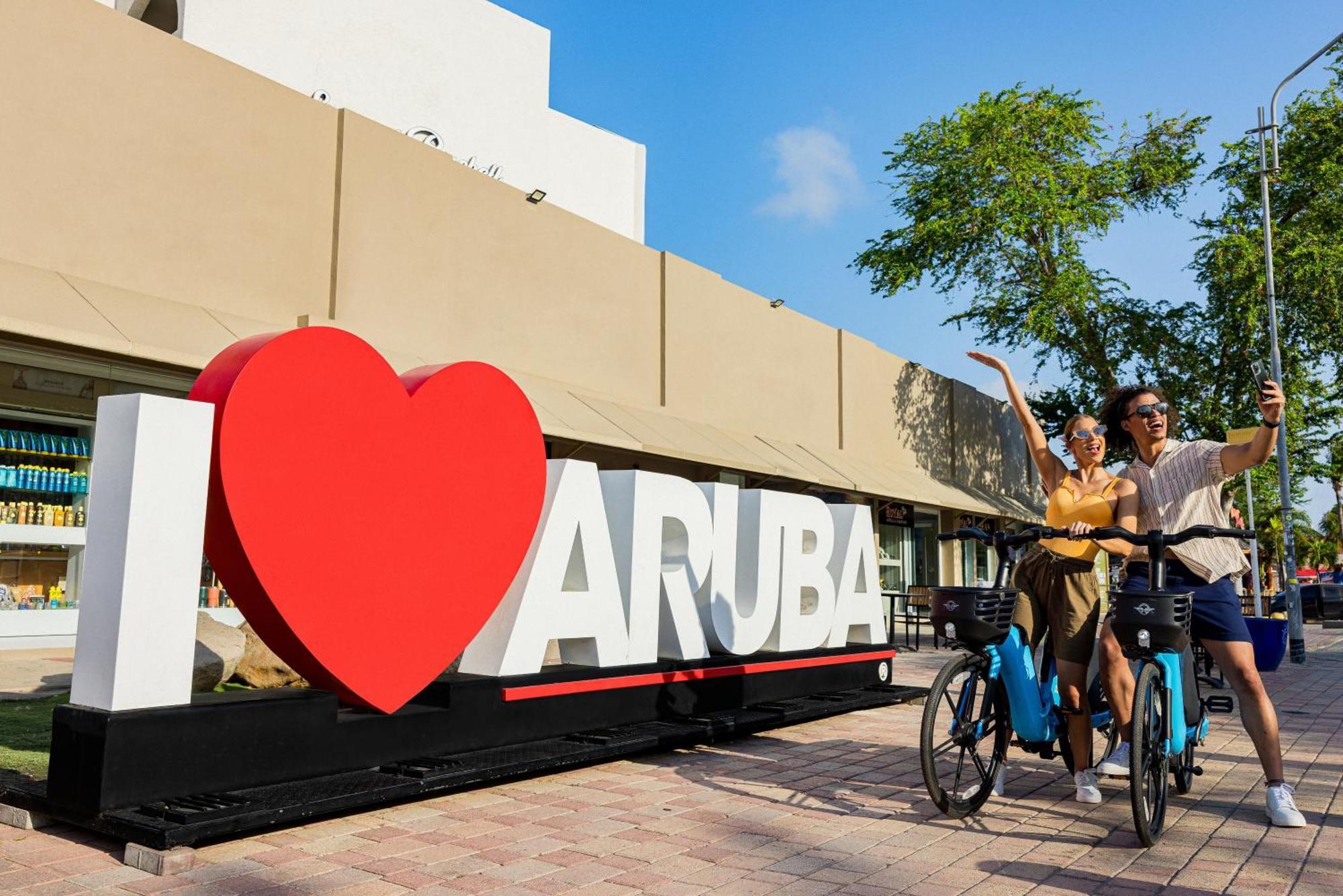 Hotel Tryp By Wyndham Aruba Adults Only