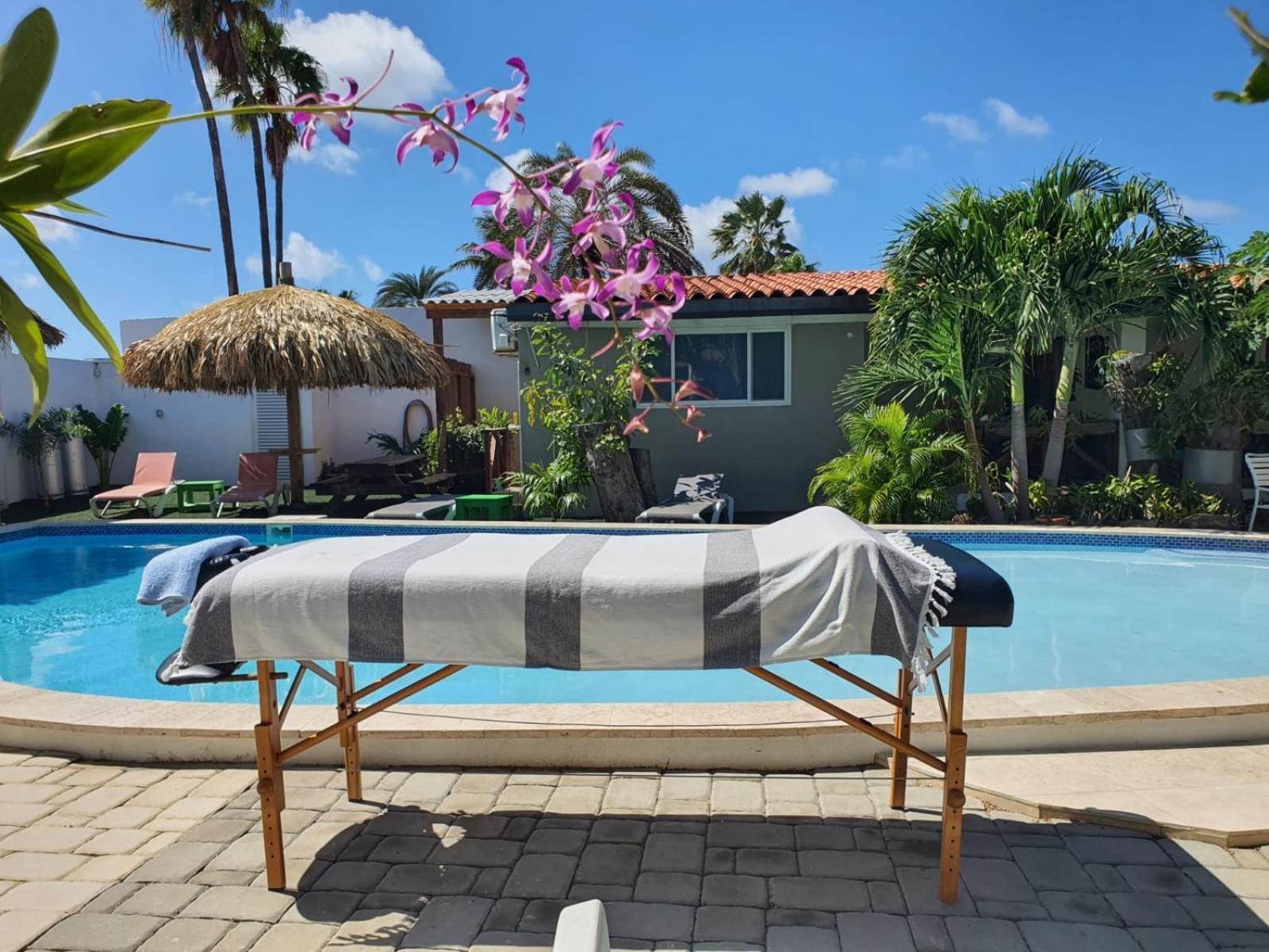 Casalina Garden 2 Blocks To Palm & Kitesurfing School * Palm Beach