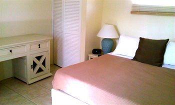 Aruba Tropic Apartment *