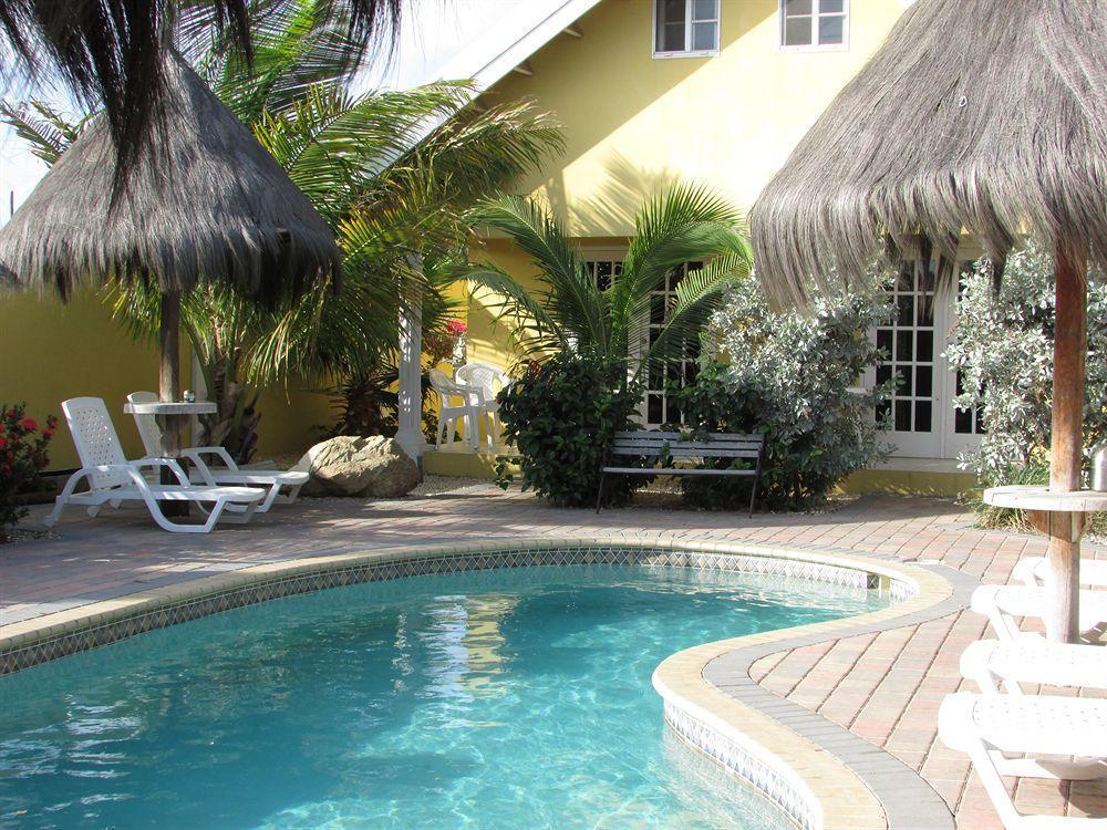 Aruba Tropic Apartment