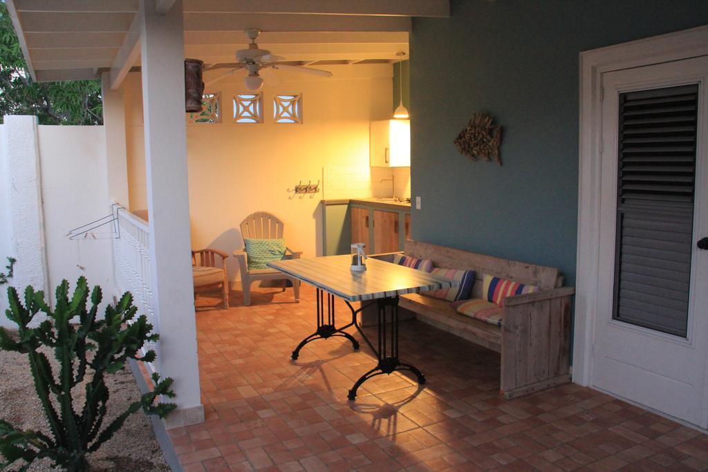 Bed & Breakfast Mangooz *