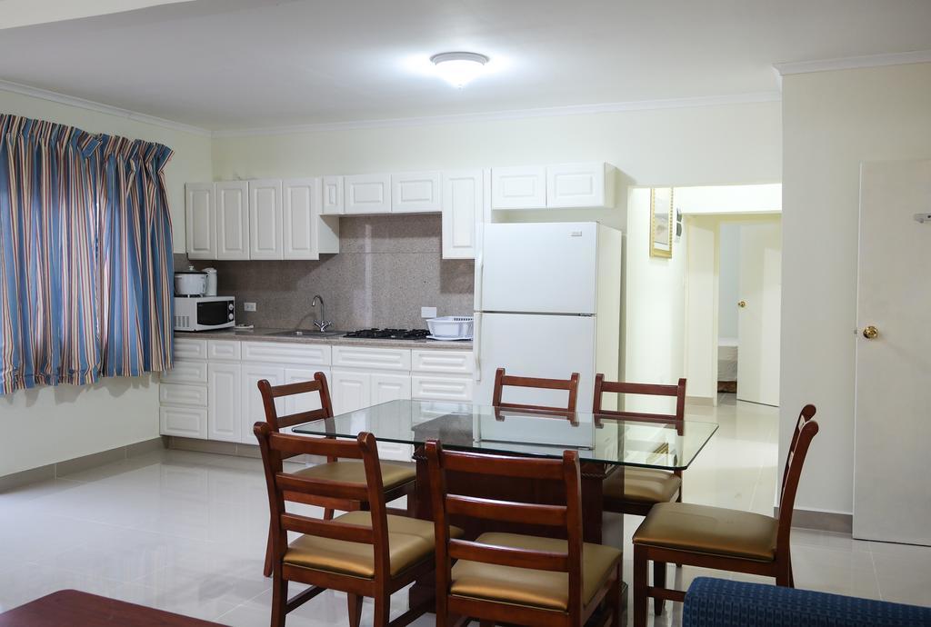 Tropical Breeze Apartment