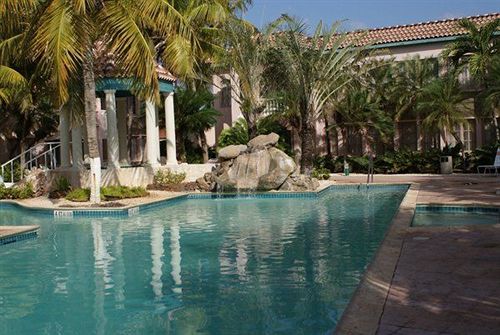 Caribbean Palm Village Apartment *
