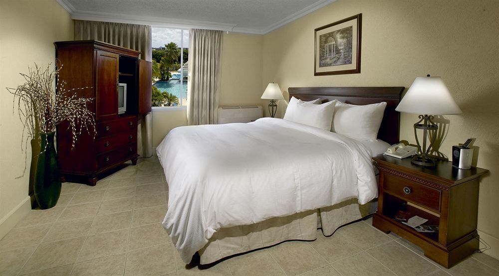 Hotel Tryp By Wyndham Aruba Adults Only