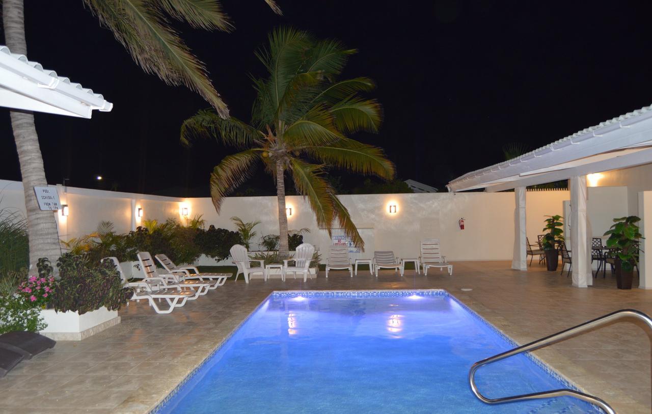 Aruba Suites Palm Beach