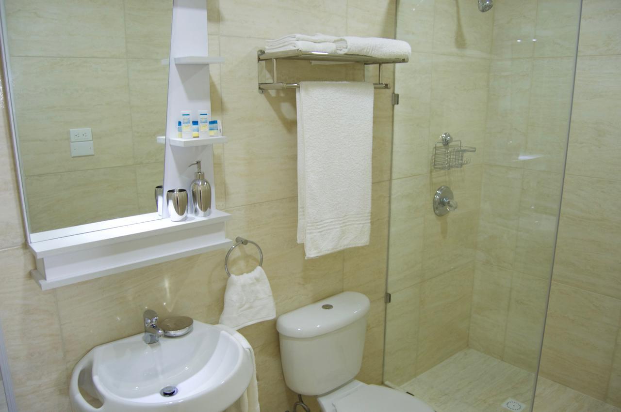 Aruba Suites Hostel *
