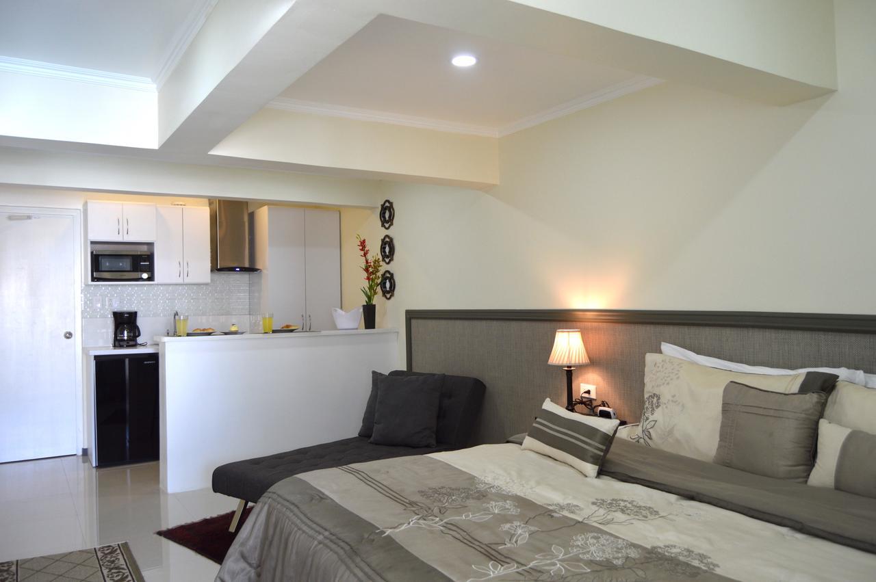Aruba Suites Palm Beach