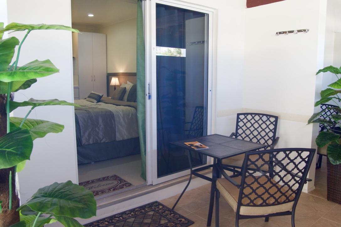 Hostel Aruba Suites *