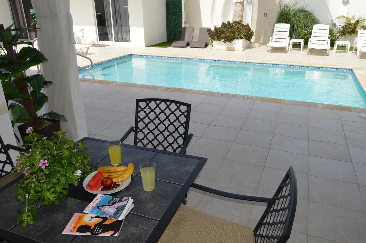 Aruba Suites Hostel