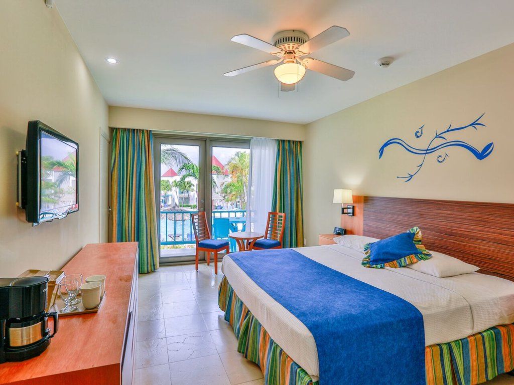Resort Courtyard By Marriott Aruba 4*