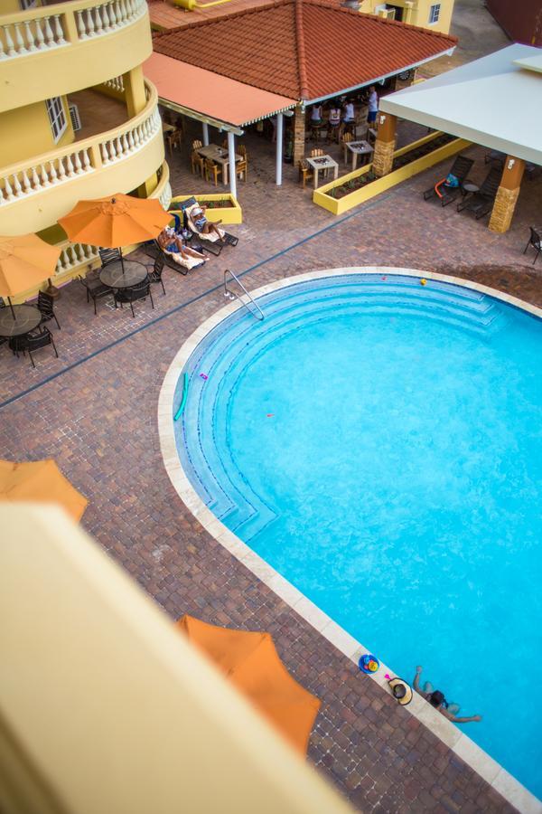 La Quinta Beach Resort *