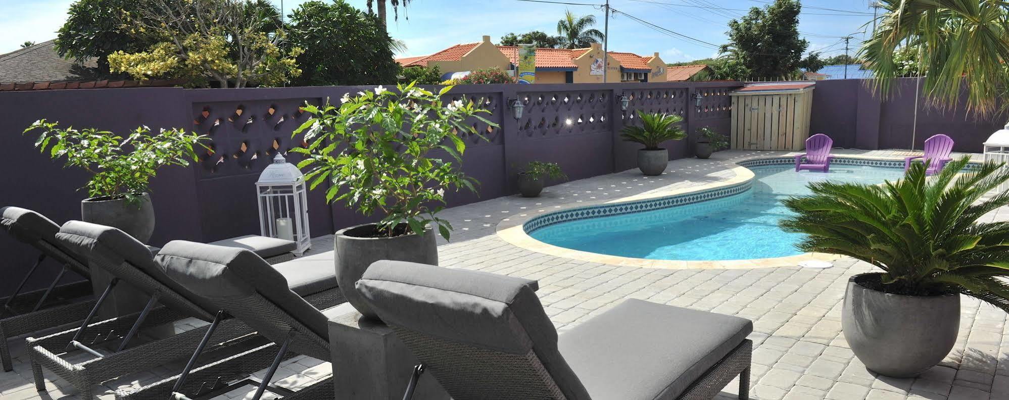 Cadushi Apartment Oranjestad