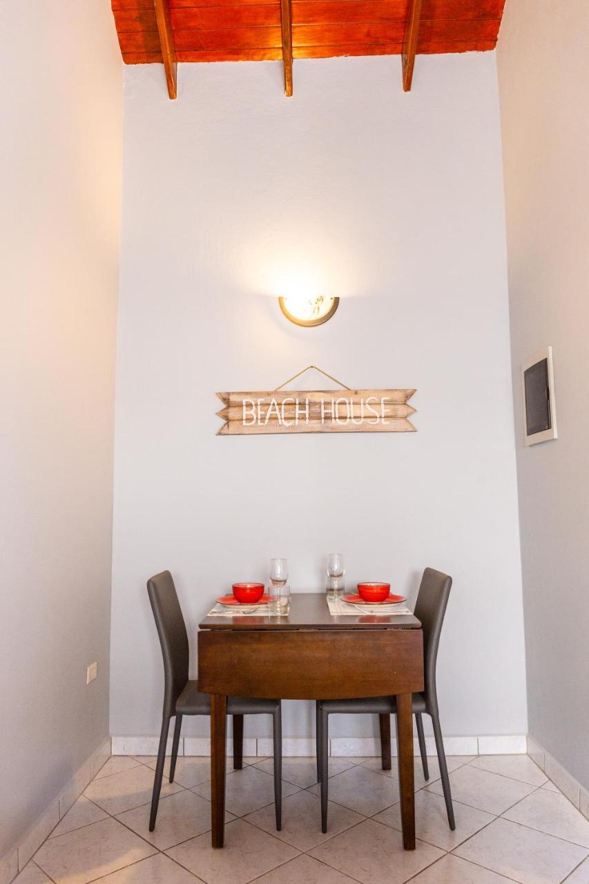 Little Palm Aruba Apartment