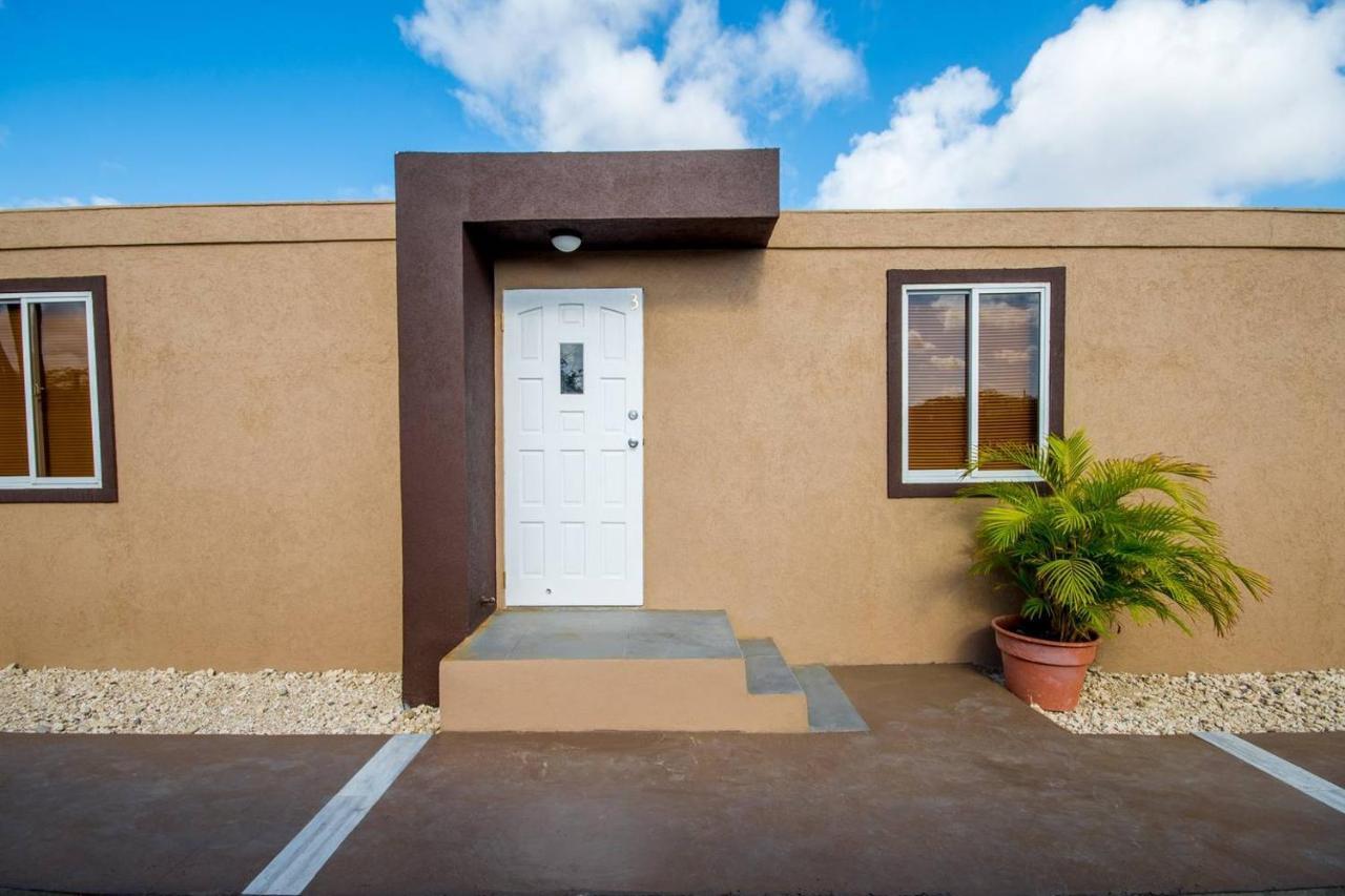 Xanthys 4 Large Apt @ Best Price Close To Beach