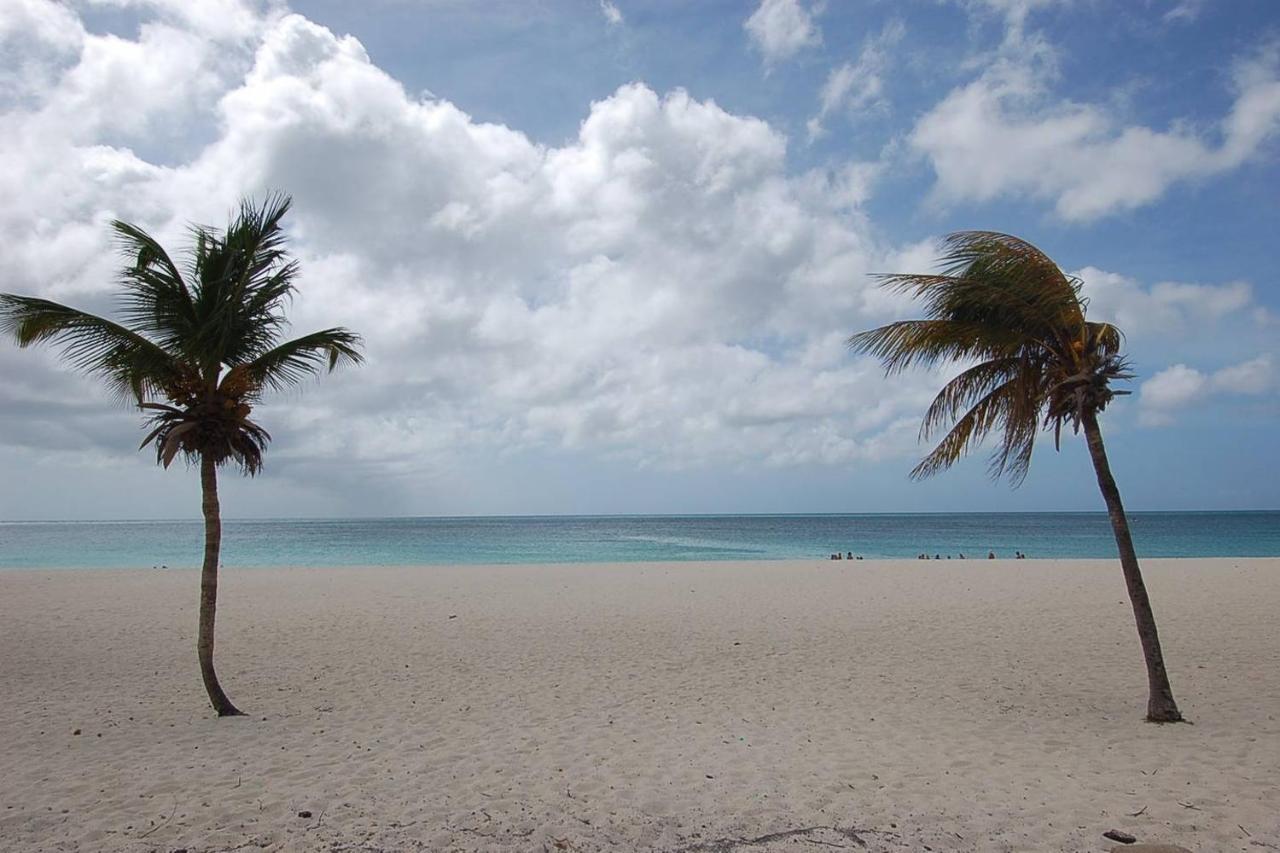 Xanthys 4 Large Apt @ Best Price Close To Beach Apartment