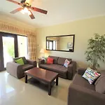 Aruba Breeze Condo