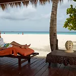 Manchebo Beach Resort And Spa