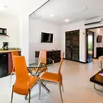 Talk Of The Town Beach Hotel & Beach Club By Gh Hoteles