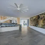 5Bph-Coral15 - Oceanfront Exclusive Penthouse With Stunning Views And Private Pool Home-Theater Included,