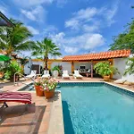 Brisas Studio Apartments (Adults Only)