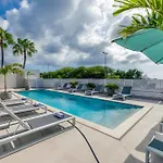 Lux 10Br 10Ba Pool Beach Front Villa Playa By Bocobay
